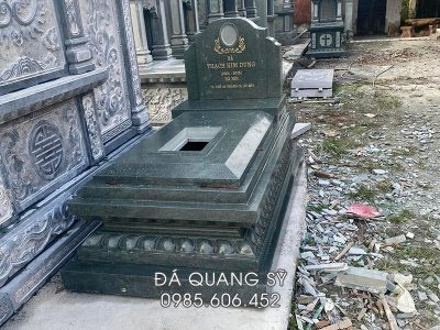 Mẫu Mộ đá xanh rêu đẹp, cao cấp tại Đá Quang Sỹ, làng nghề đá Ninh Bình.