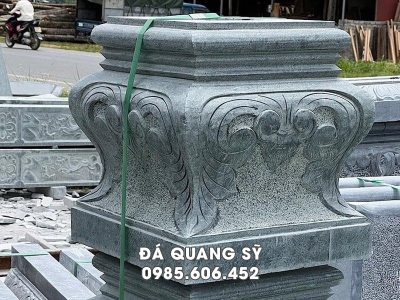 Chân tảng đá kê cột gỗ nguyên khối tại Ninh Bình