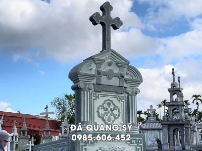 Hoa van cay thanh gia tren mo