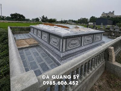 Mau-Mo-to-Vuong-quay-xung-quanh-chinh-giua-lang-mo.jpg