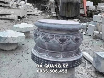 Tảng Bồng đá Nhà thờ họ - Nhà thờ tổ kê chân cột gỗ