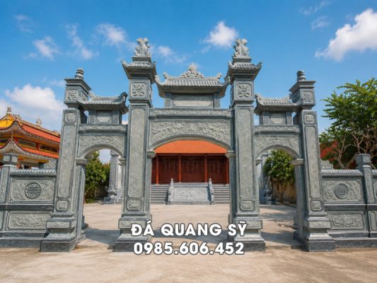 Mau Cong da tam quan cho Dinh lang Chua dep